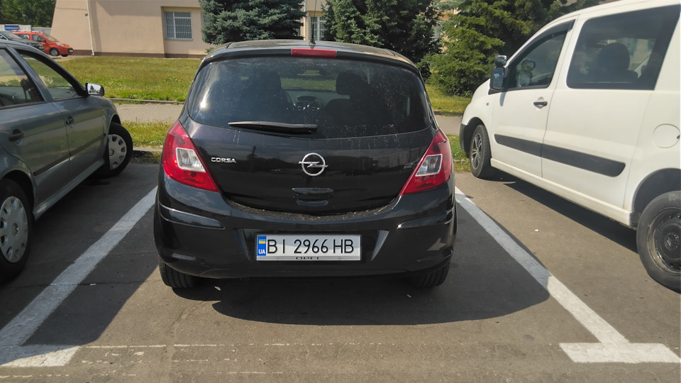 Купив Corsa D 2010 2