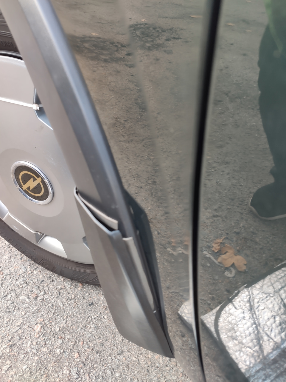 Бризковики передні на corsa c Opel 17 18 254 3