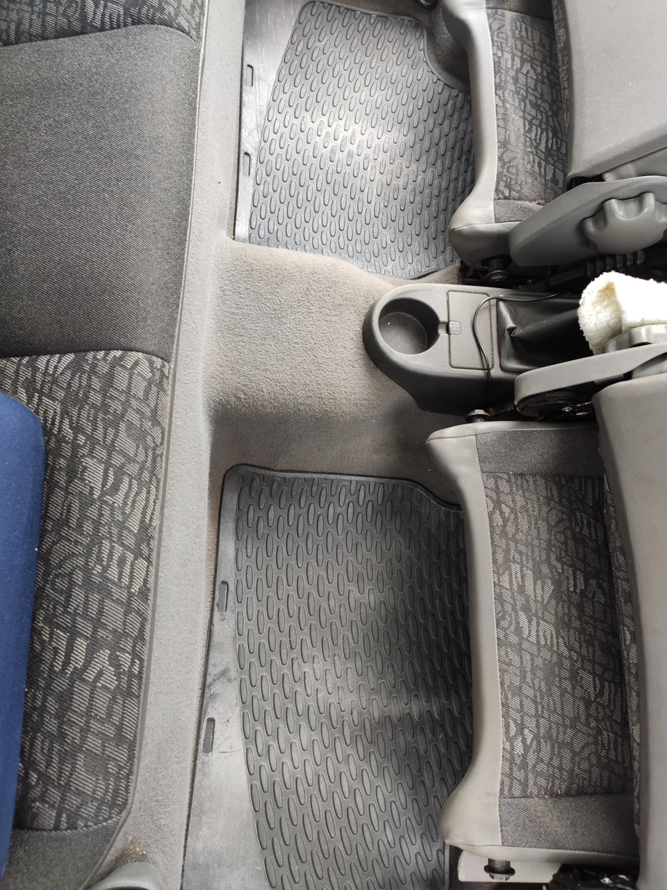 Килимки задні GM Opel corsa c 1