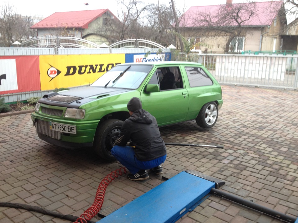 Заміна літньої гуми на зимову і перед на капіталку. 1
