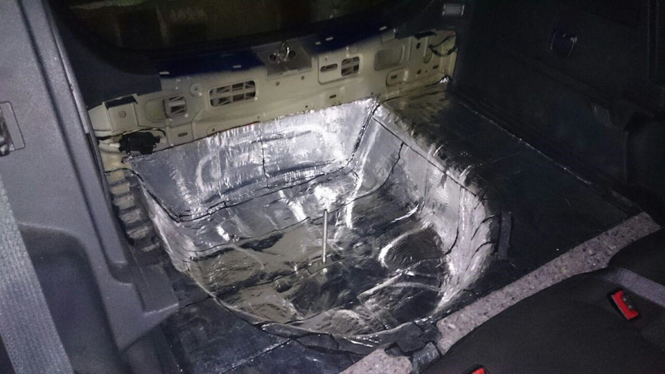 Віброізоляція багажника Corsa D 3