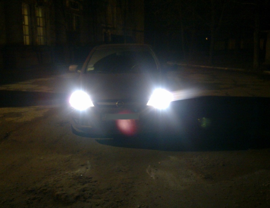 Експеримент зі світлом Osram Cool Blue Hyper 5000K 3