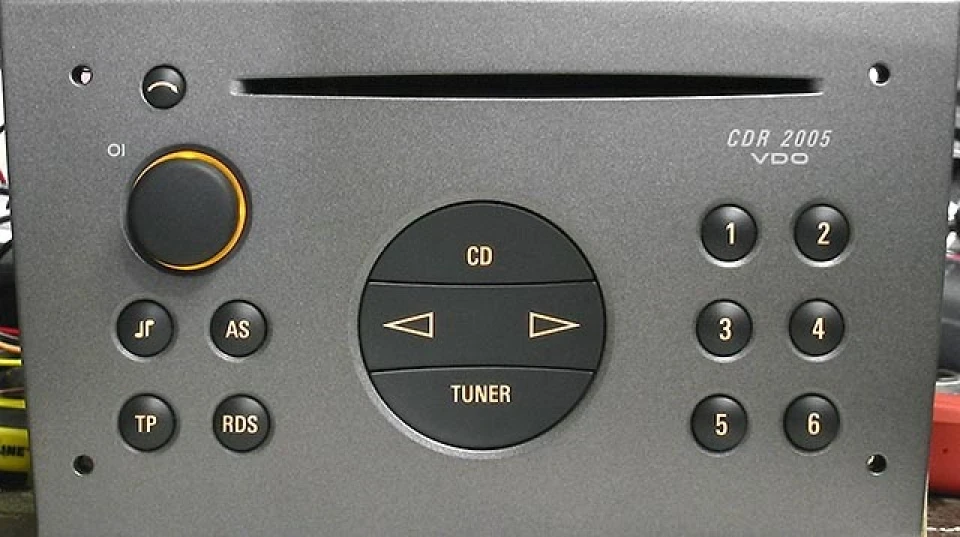 Зняття блокування SAFE зі штатної магнітоли Opel CDR 2005