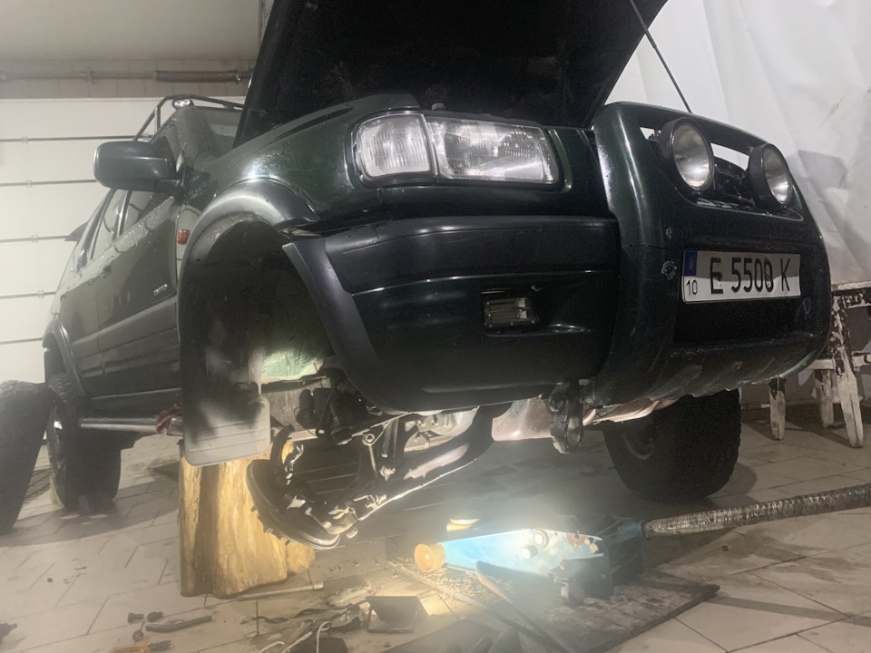 Розсипався підшипник цапфи 2