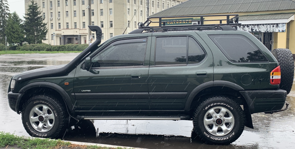 Розсипався підшипник цапфи 1