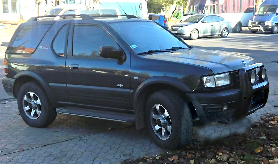 Опель Frontera B Sport дуже стрибуча 1