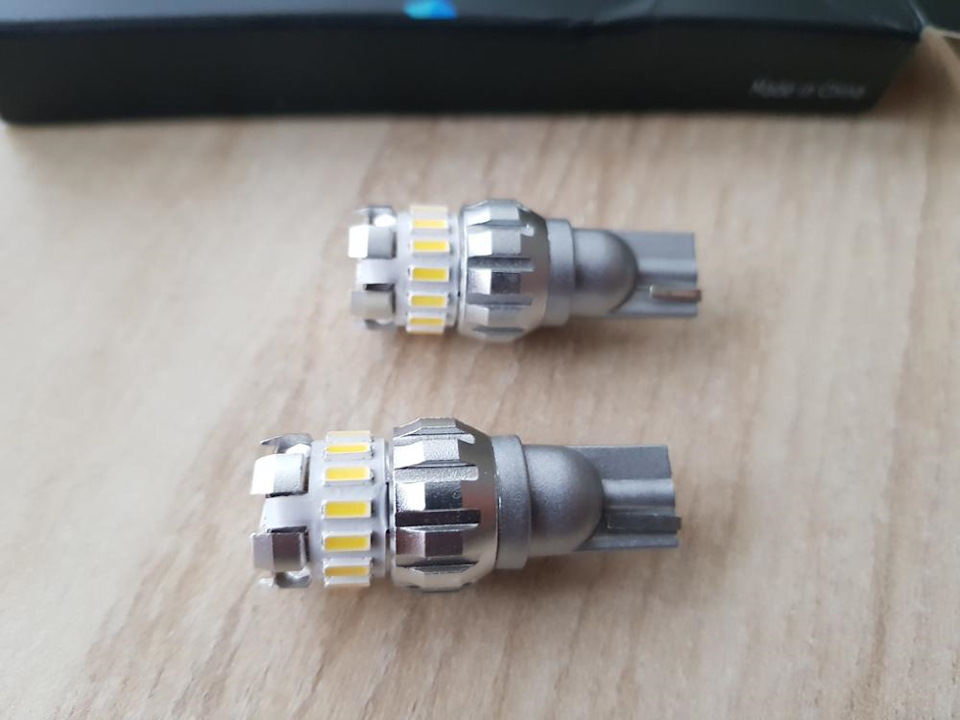 LED у задній хід 5