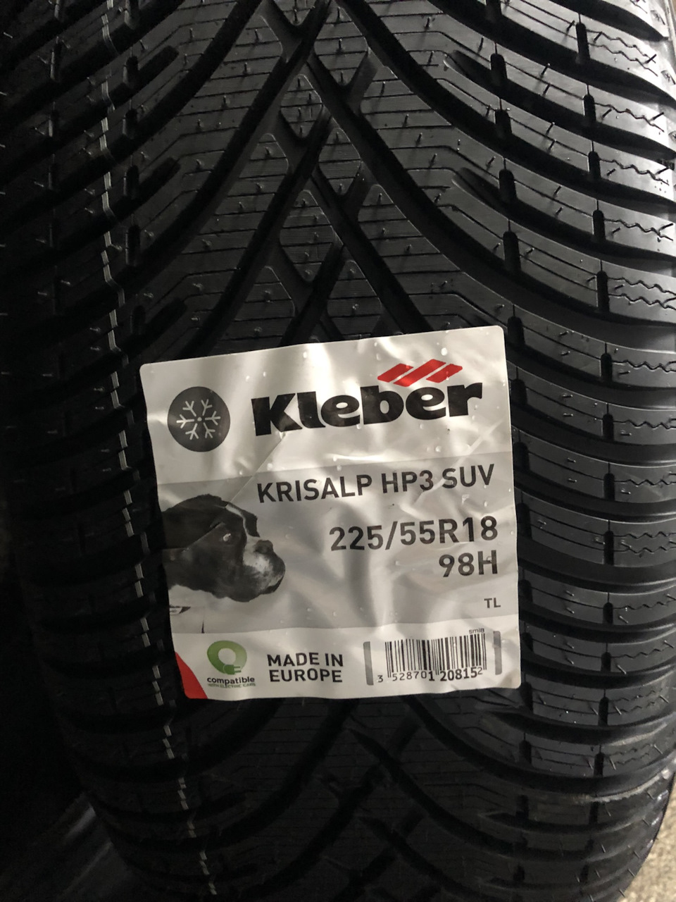 Зимова гума 225/55R18 2