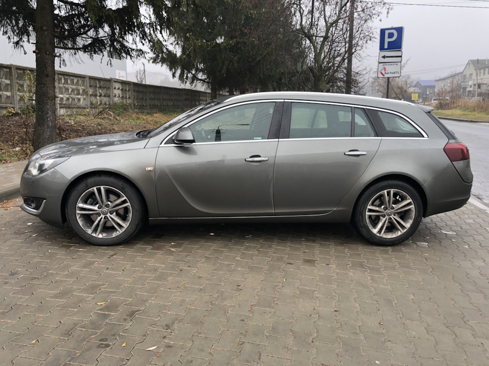 Зимова гума 225/55R18 4