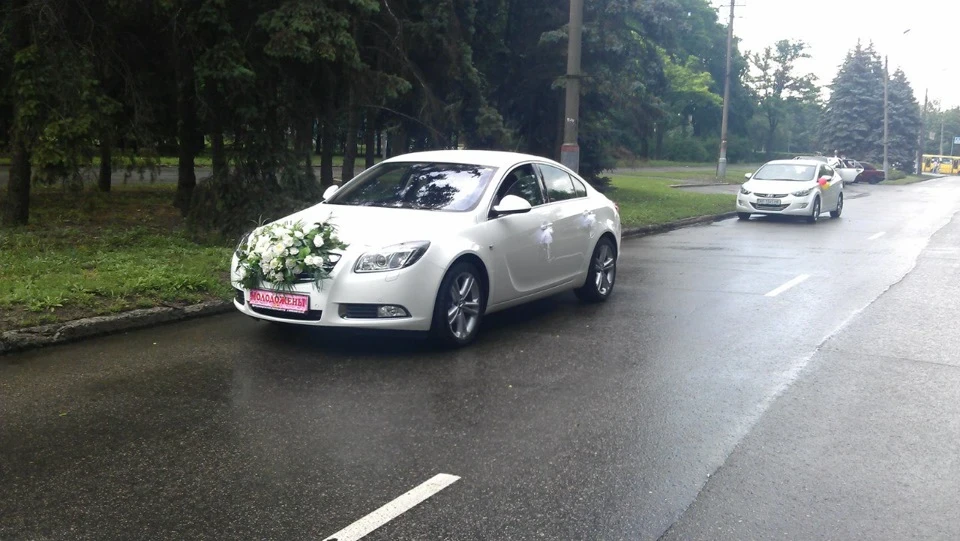Opel Insignia як весільна машина