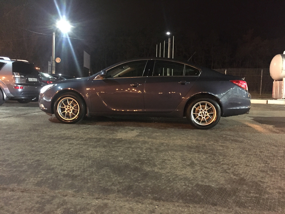 BBS RK001 17x8 5x120 на Insignia 1
