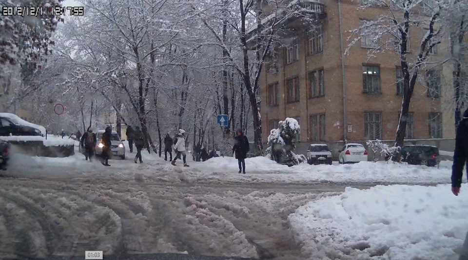 Київ засипало снігом 4