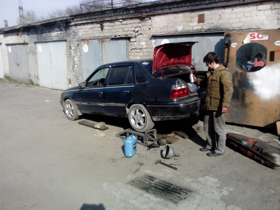 Змінюємо бак без ями))) 4