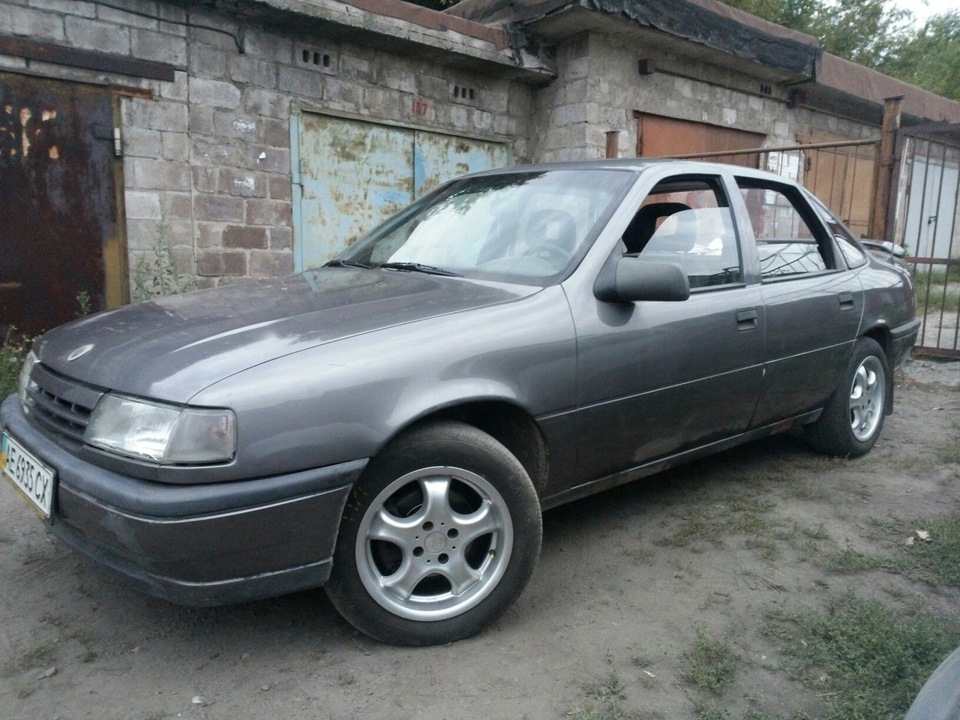 кадет і вектра 2 2