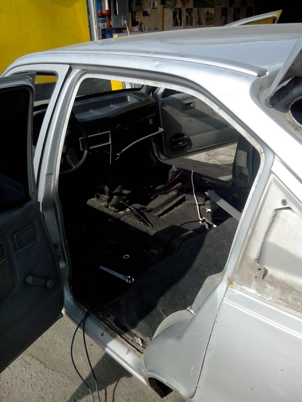 Розбірка авто 4