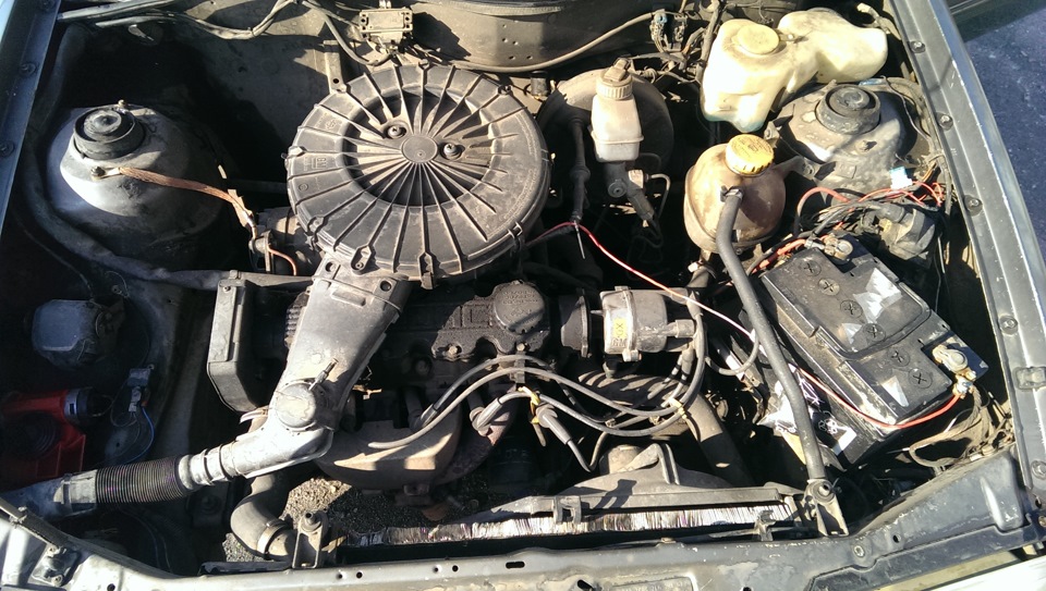 на гарячу двигун давитися 1