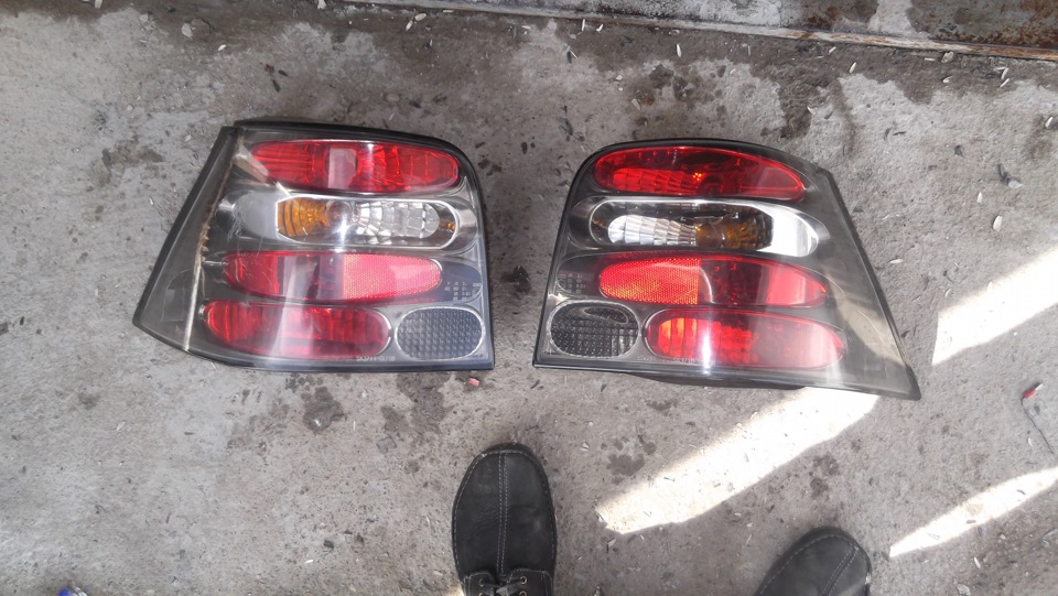 Продам задні стопи, Golf3, Golf4, OPEL ASTRA! 2