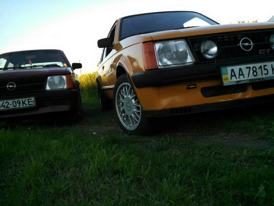 мій сімейний парк Opel kadett D. 1