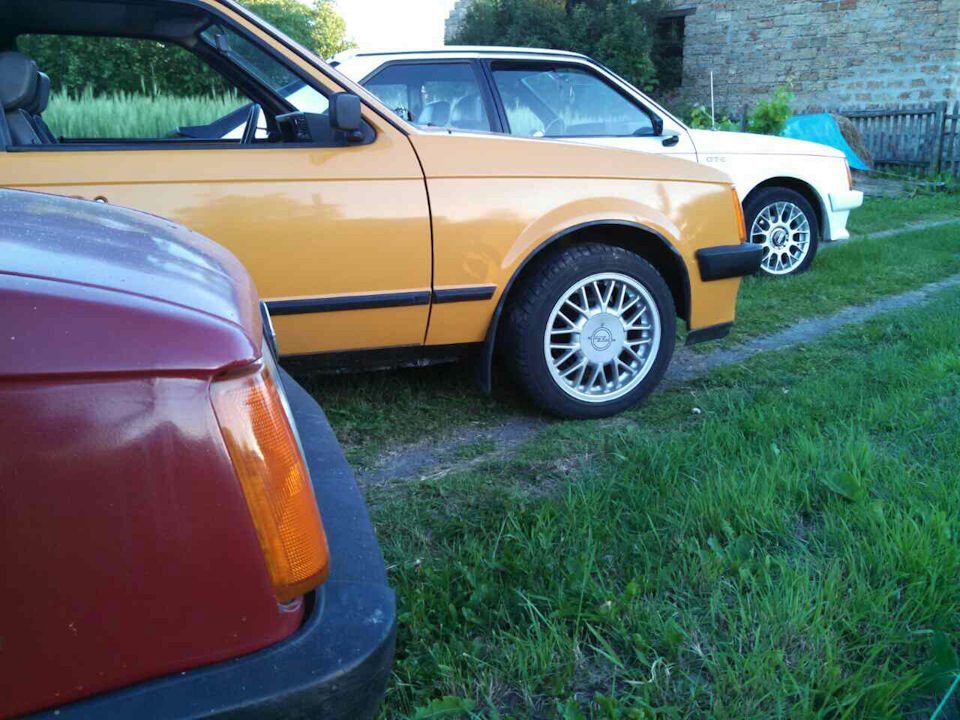 мій сімейний парк Opel kadett D. 2