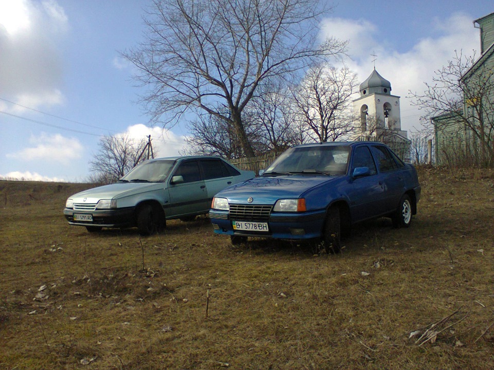 Приїхав другий друг кадетовот. 2