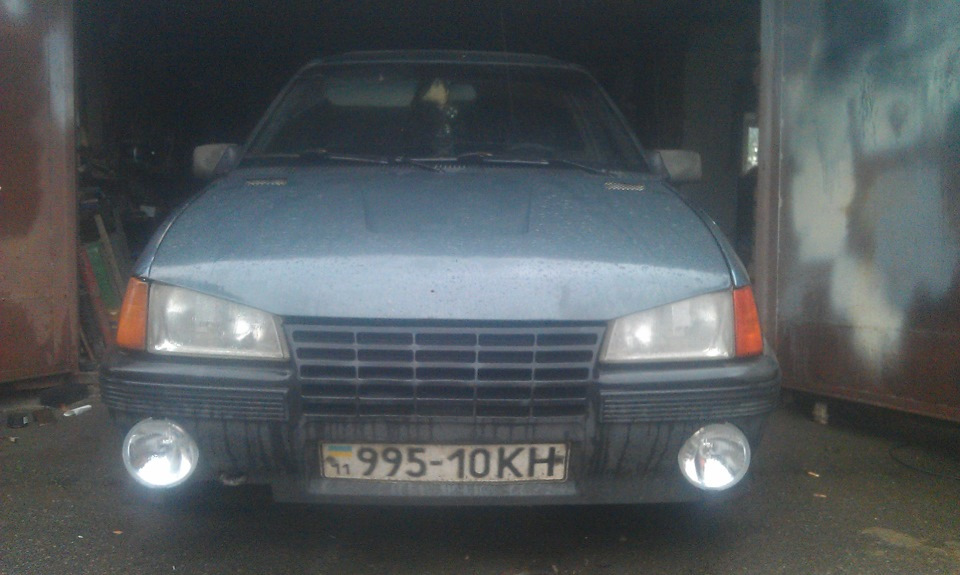 Передній бампер. 1