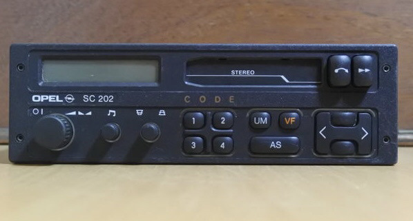 Blaupunkt Heilbronn SQM39, Fischer C-BOX 1