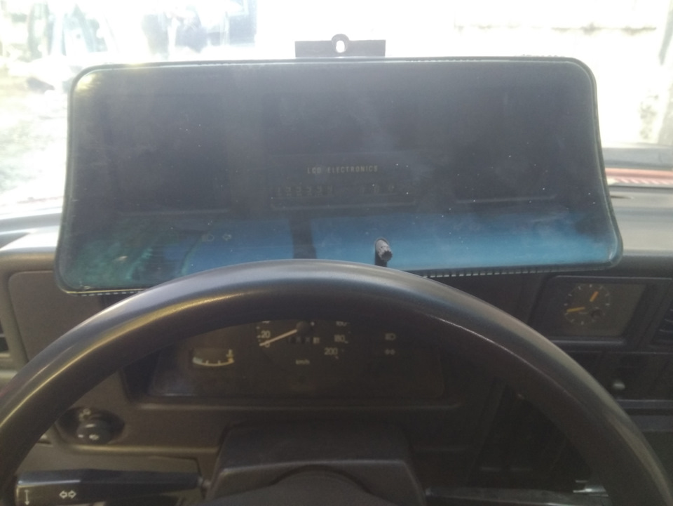 LCD 1