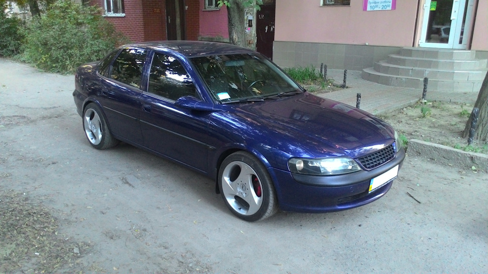 Продам Мультируль Astra G, Zafira та Диски AEZ RSW R17 4x100 8j et35 та Мерсодиски r17 5х112 et35 j8 5