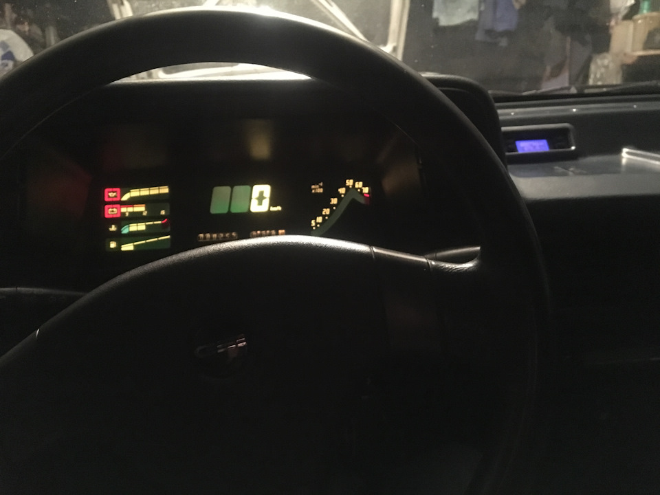 LCD Electronics у Daewoo Racer. 1