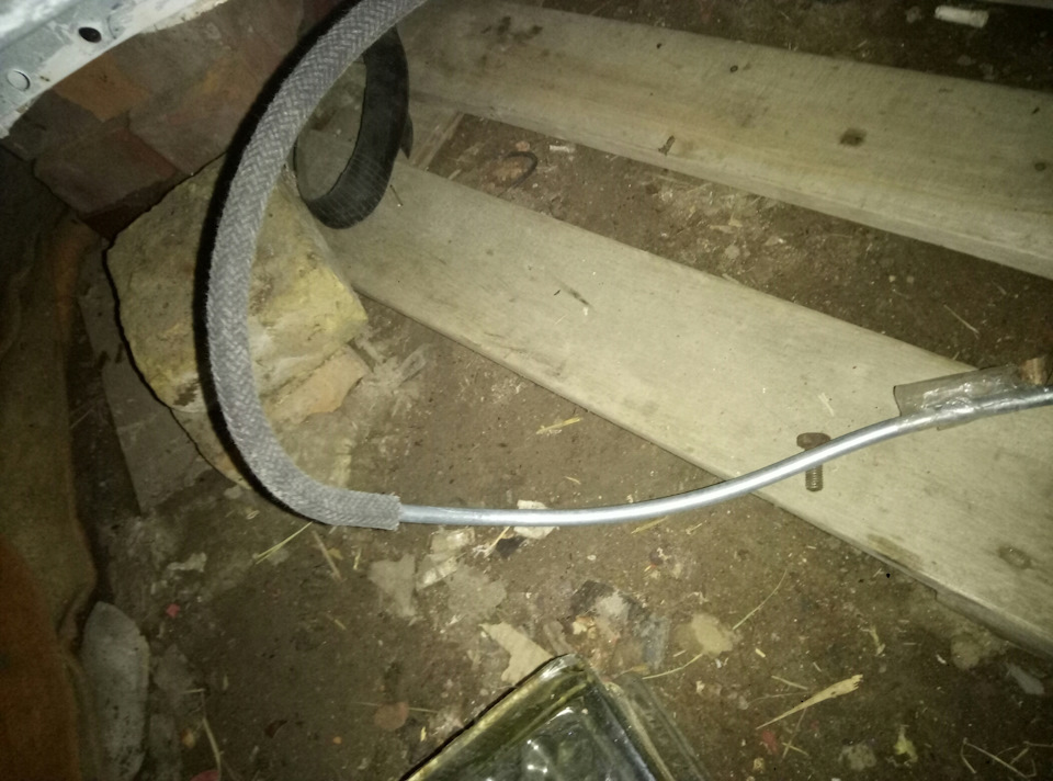 Встановлення бензобака та паливних магістралей на Opel Kadett Bars 5