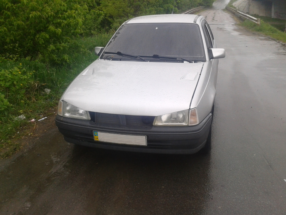 злегка притемнівся. 2