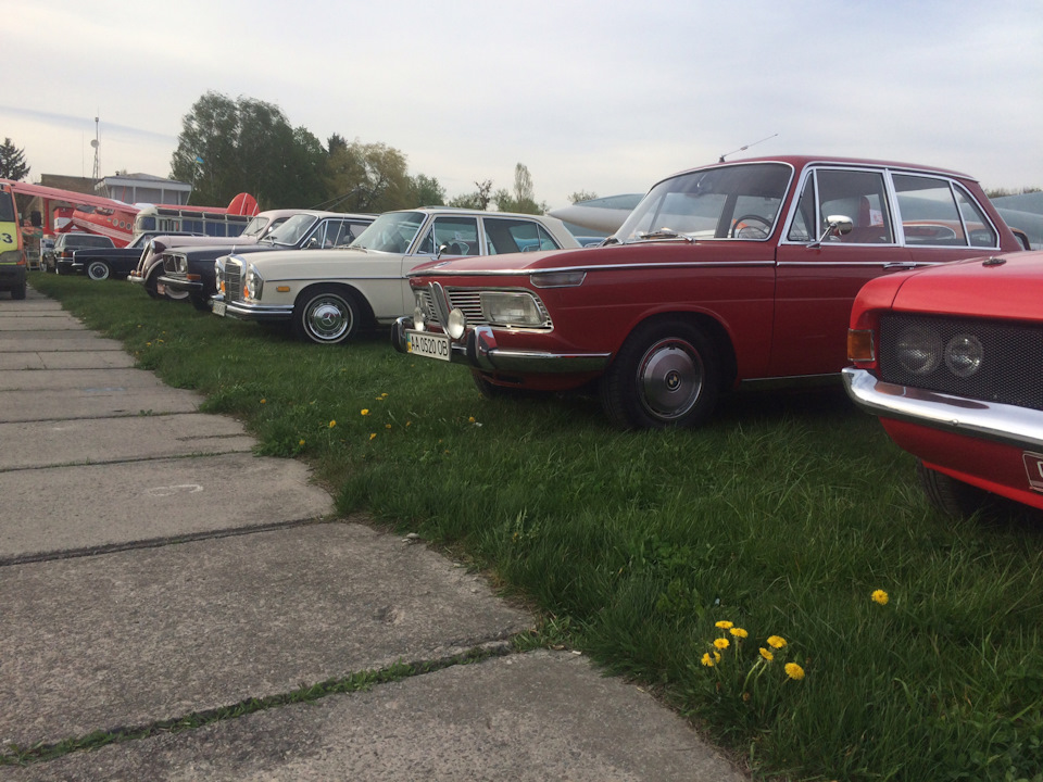 OldCarLand 2017 Київ 3