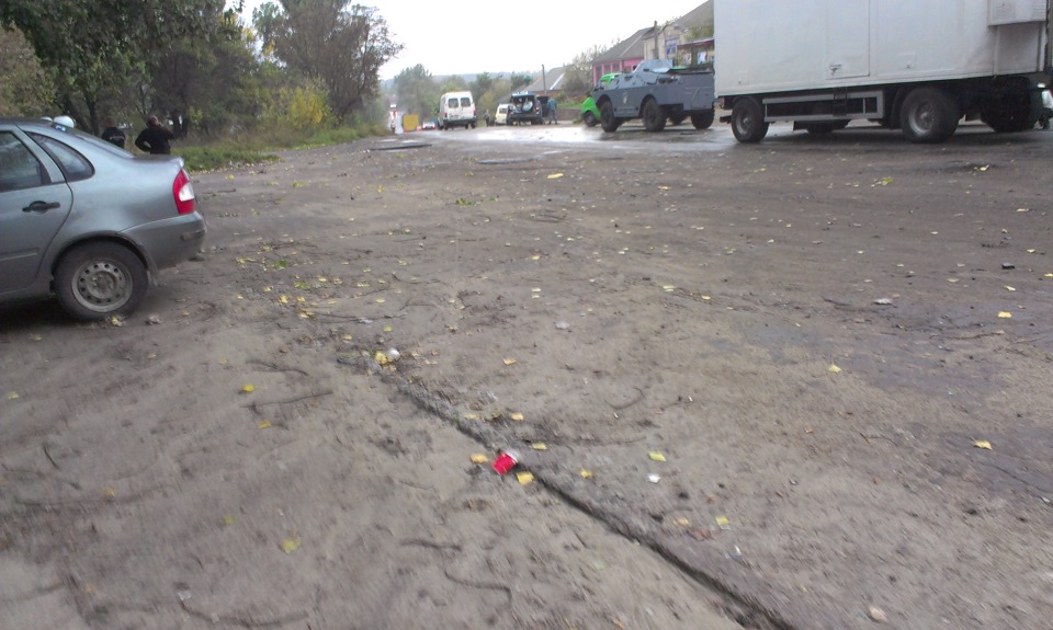БТР та УАЗ Патріот. 2