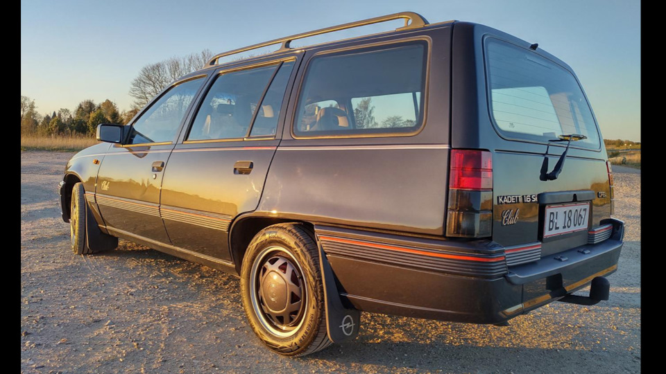Фото крутих Opel Kadett Caravan 5