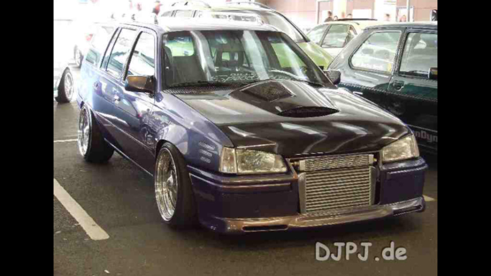 Фото крутих Opel Kadett Caravan 4