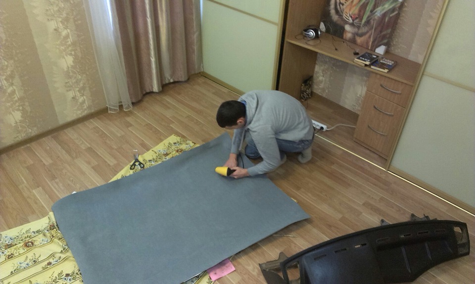 16й день глобального ремонту (Перетяжка стелі Опель Кадет) 4