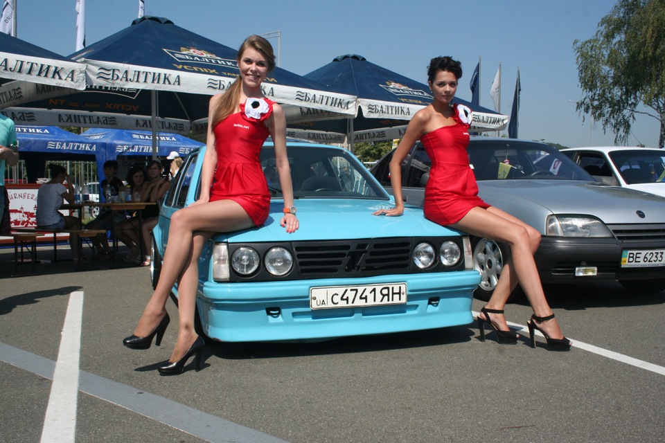Opelfest2012/Нові метелики на капоті =) 1