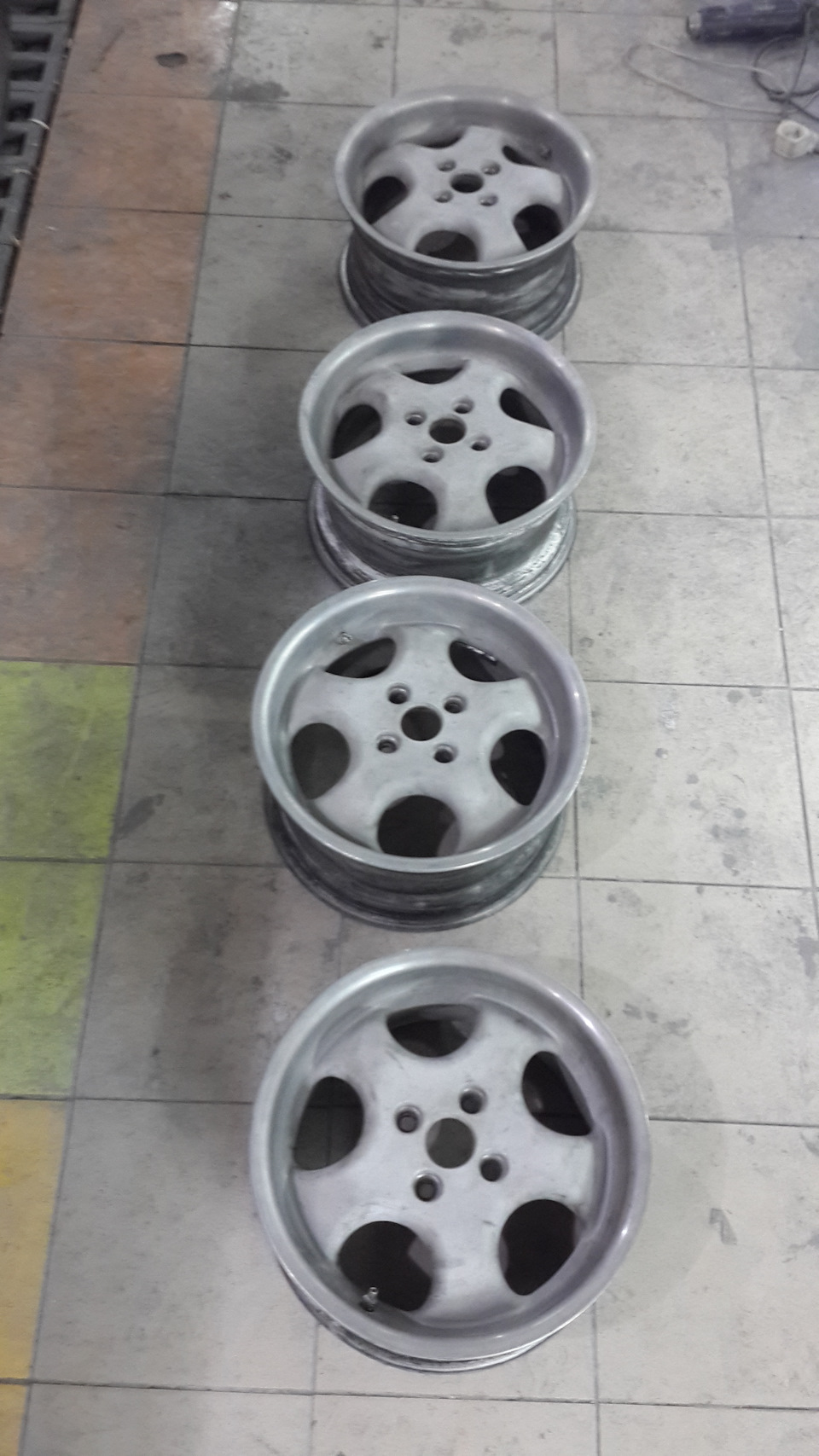 RH R15 4x100 et50 7J 2