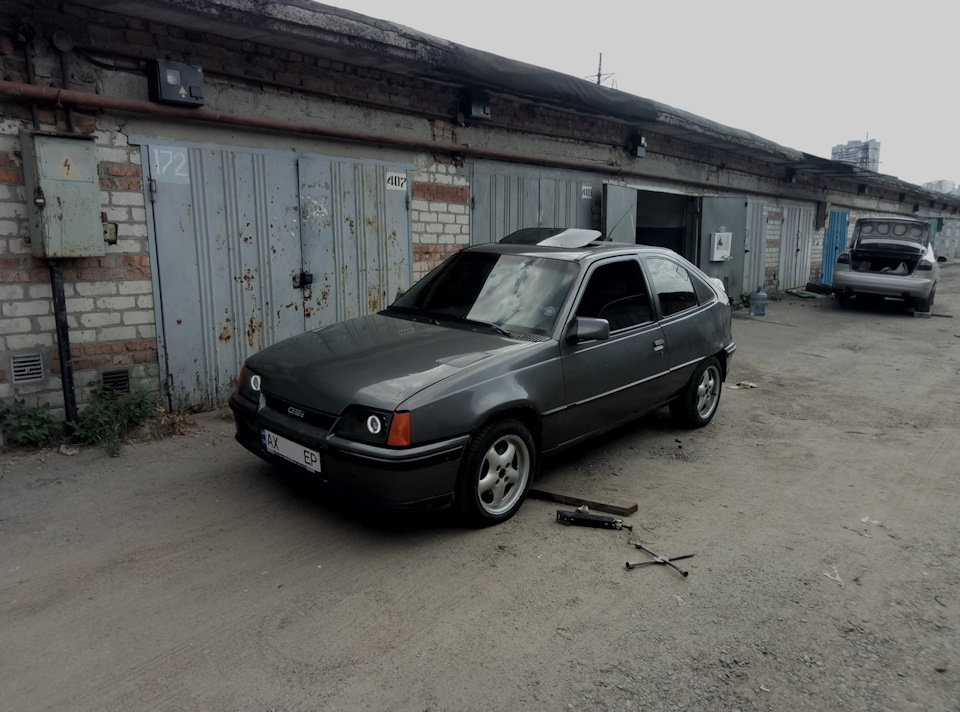 Встановлення генератора 100А з Opel Vectra B, заміна передніх сайлентблоків переднього важеля. 5