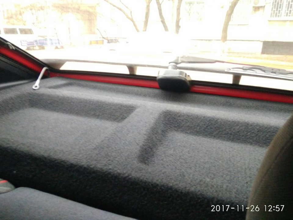 Довгоочікувана задня полиця 1