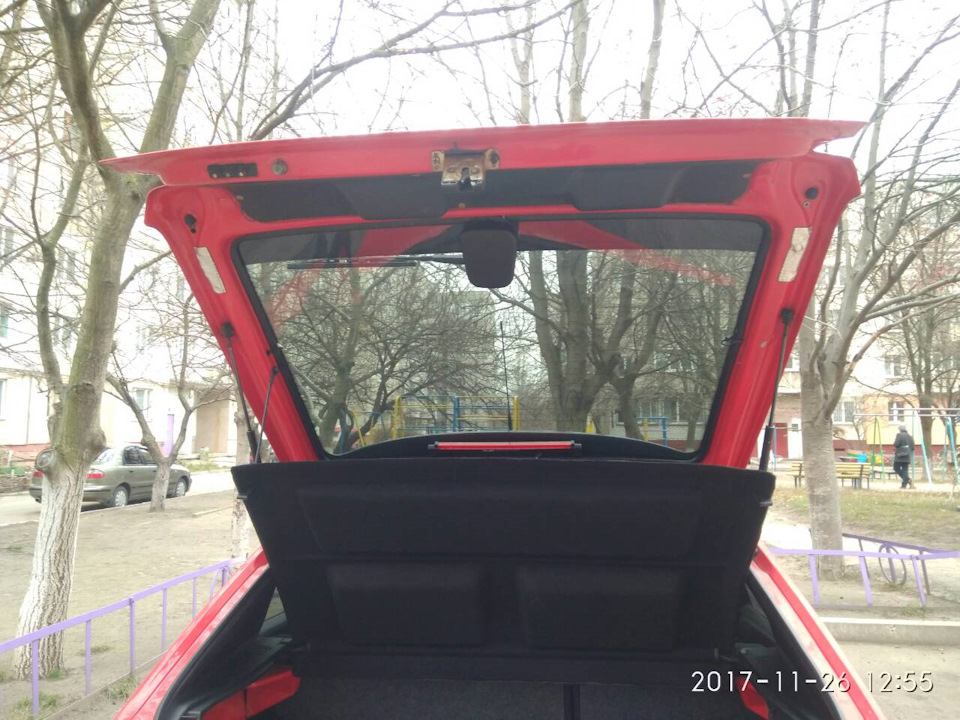Довгоочікувана задня полиця 3