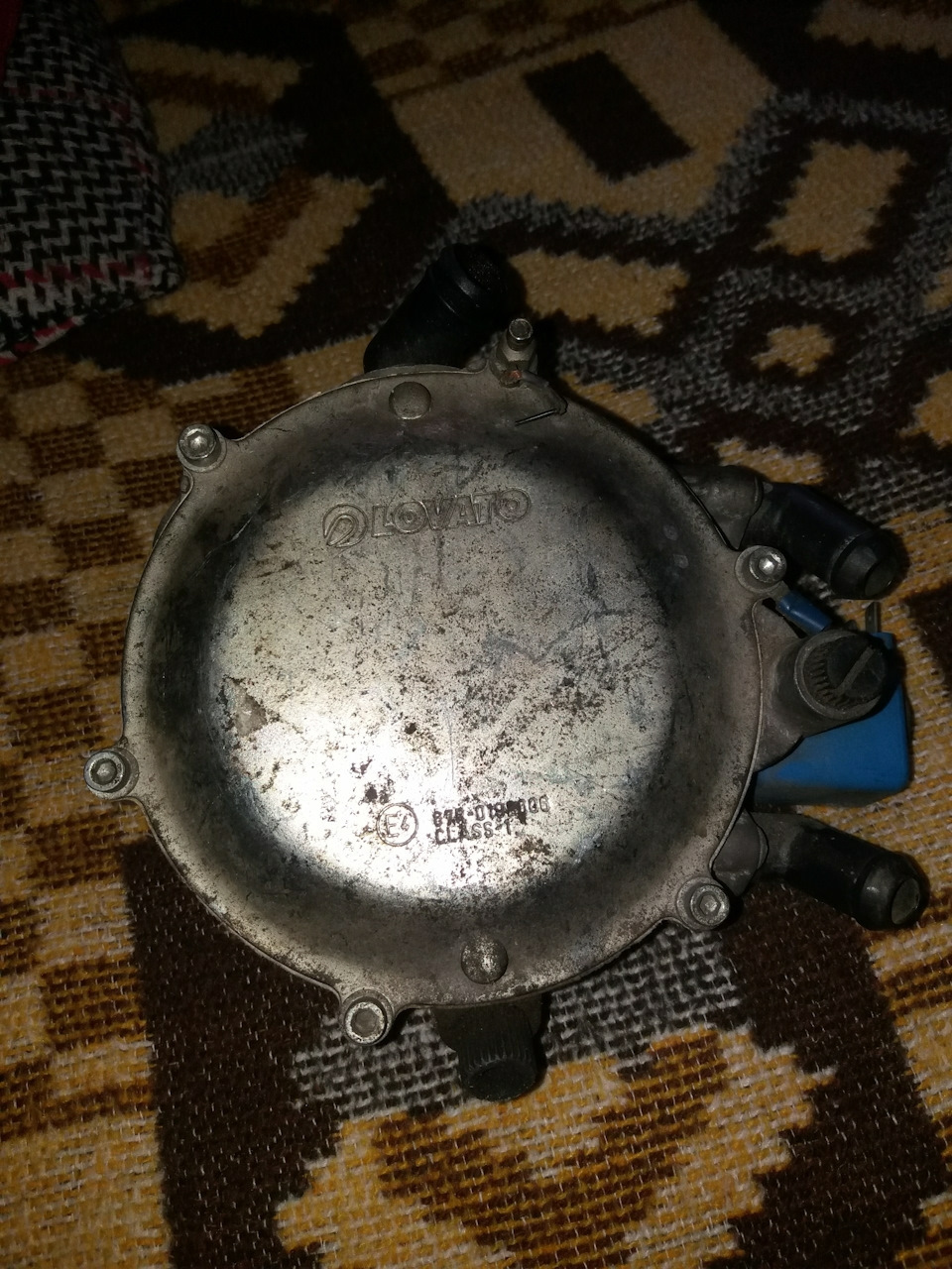 Глохне на холостому ходу на Газу 1