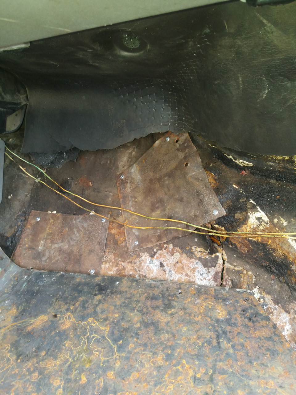 Зробив дно своїми руками 5