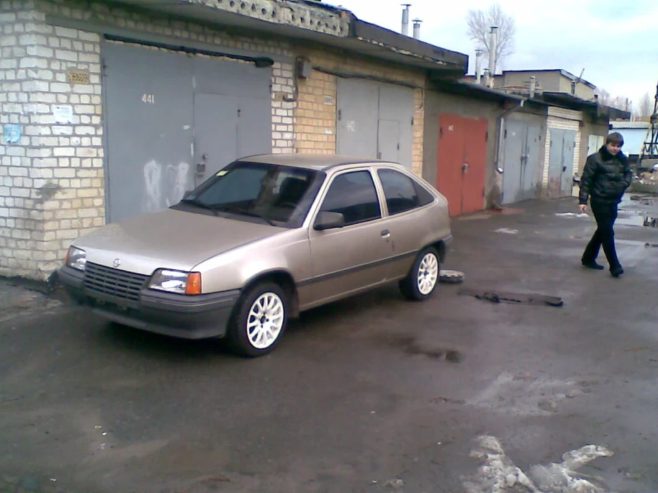 3 різних машини в одній