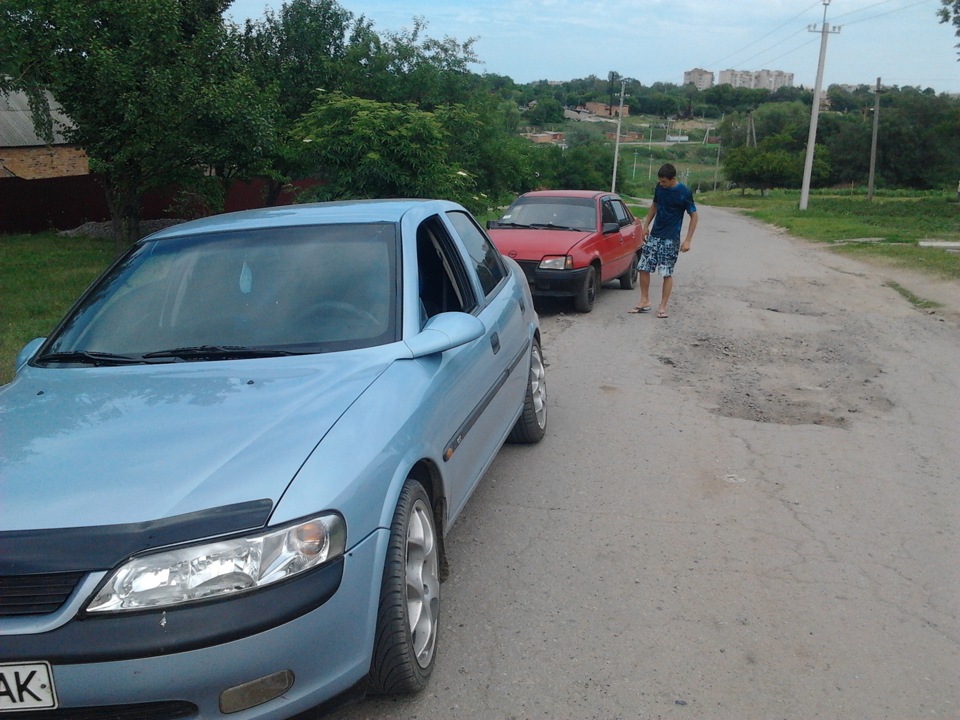 Бампер 2 4
