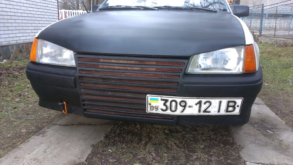 Тонування по комірах і решітки бампера 1