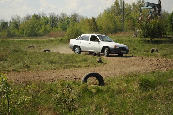 Трек. Гонка. 4