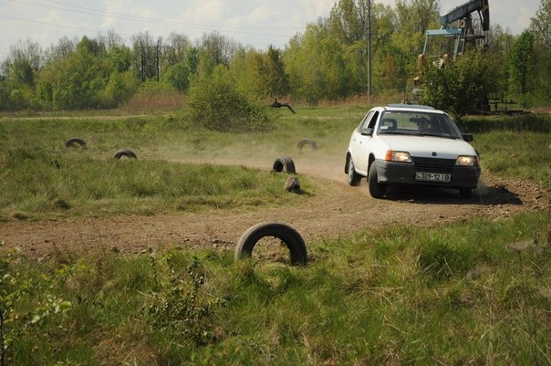 Трек. Гонка. 2