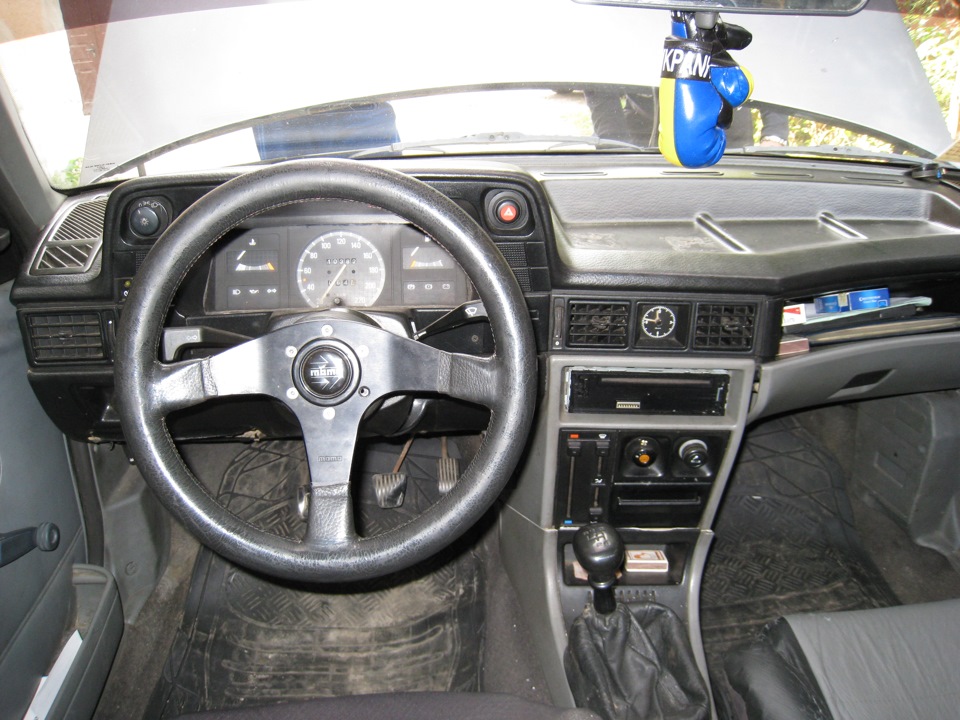 руль MOMO 2