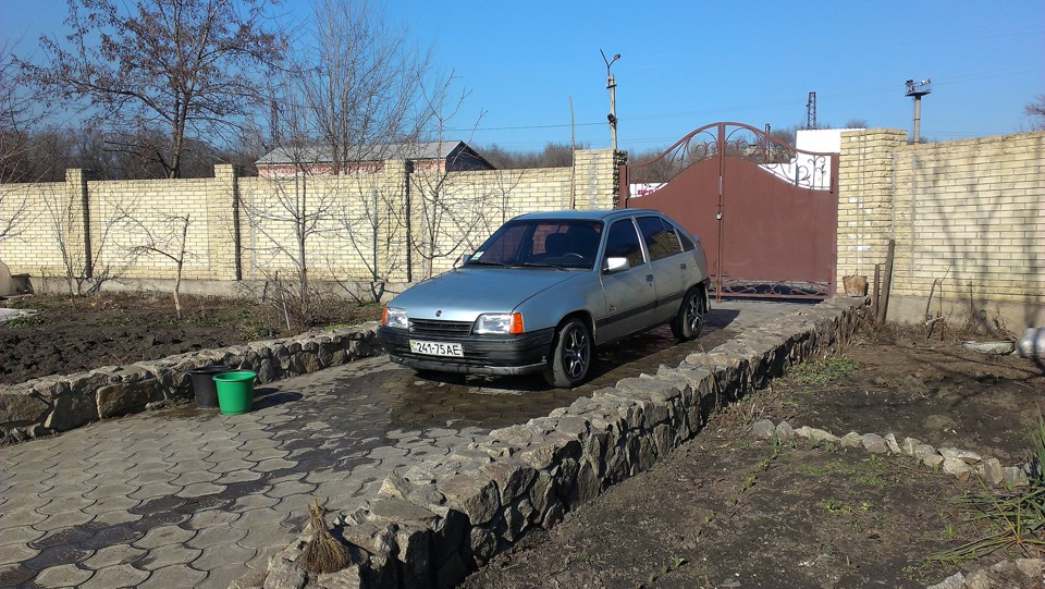 Як Кадетік куплявся H2O) 4